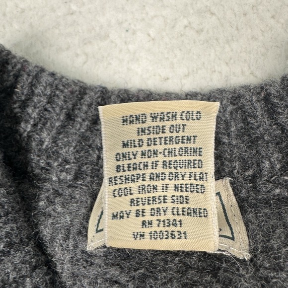 LL Bean Mens Size M Regular Knit Pullover Sweater Gray Casual 100% Lambswool - Picture 7 of 7